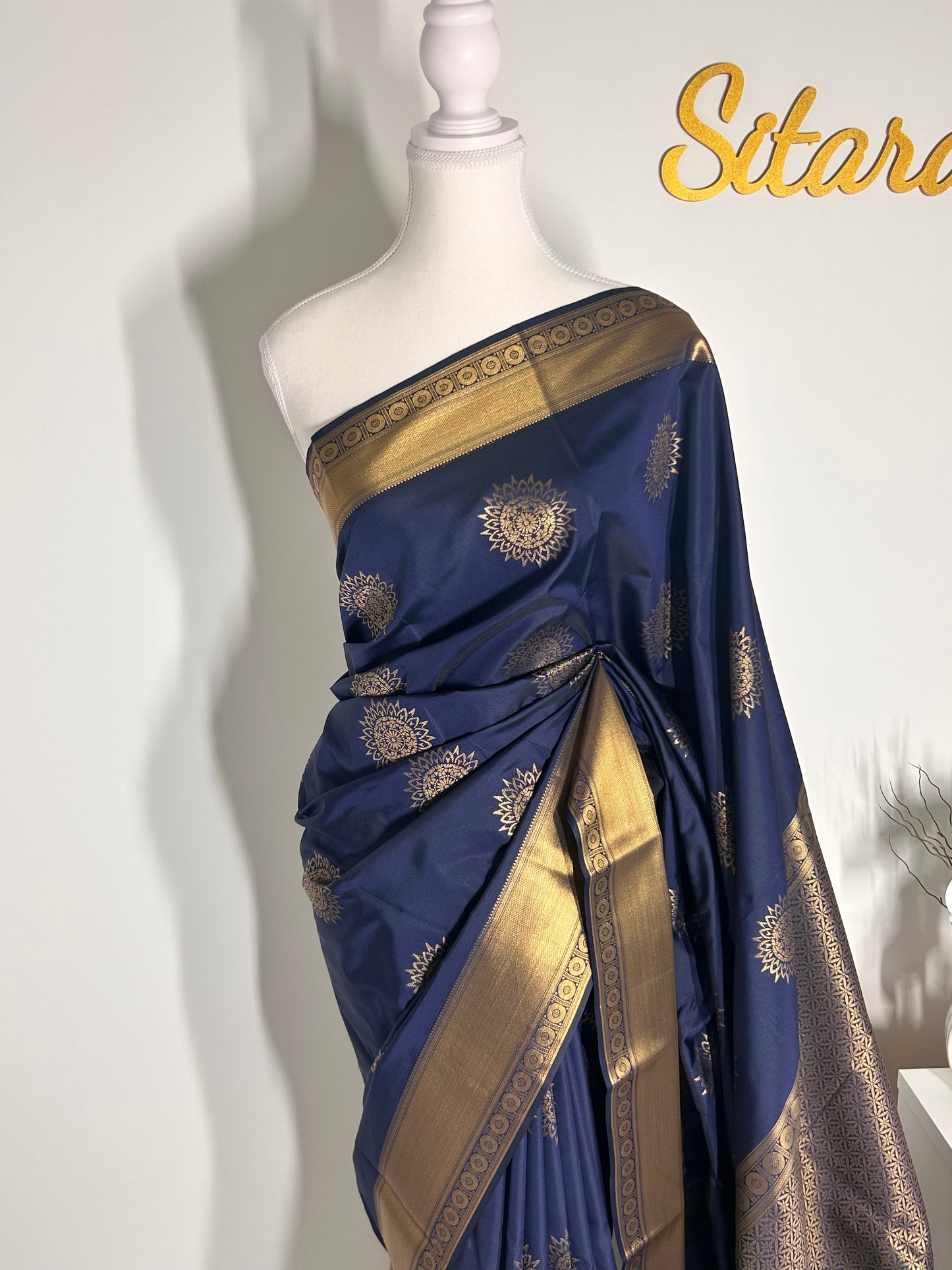 Kanchipuram Premium Semi Silk Saree – Navy